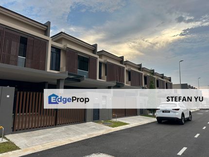Aurora Sentral Resort Villas, Iskandar Puteri, Johor / Brand New Second Unit , Johor, 