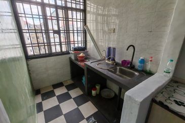 Rumah Pangsa Permas Jaya