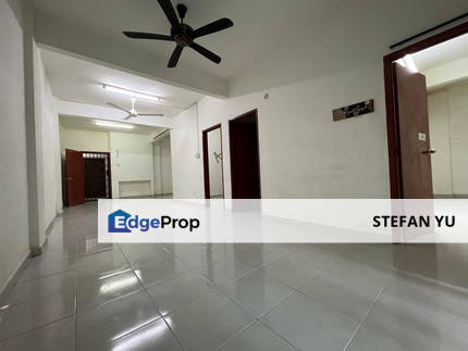 Larkin Indah Apartment Ground Floor【Got Big Balcony】/ Full Loan , Johor, Johor Bahru