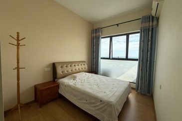 Baypoint @ Country Garden Danga Bay