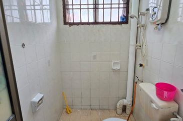 Sri Putra Apartments