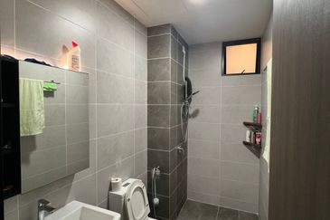 Twin Tower Residence