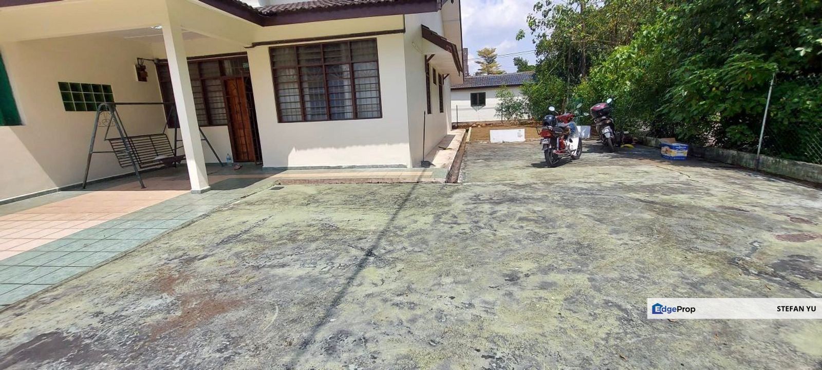 Taman Perling Jalan Panglin / Single Storey House / Corner Lot , Johor, Johor Bahru