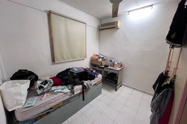 Flat Taman Ungku Tun Aminah