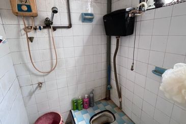 Flat Taman Ungku Tun Aminah