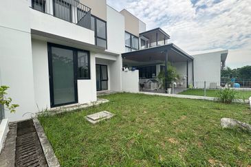 Sunway Citrine Lakehomes