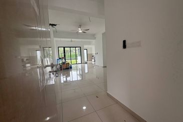 Sunway Citrine Lakehomes