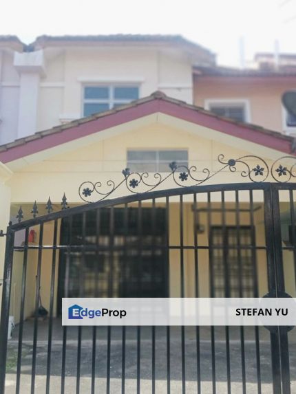 Taman Sri Pulai Perdana / Double Storey House / 20 x 75 , Johor, Skudai