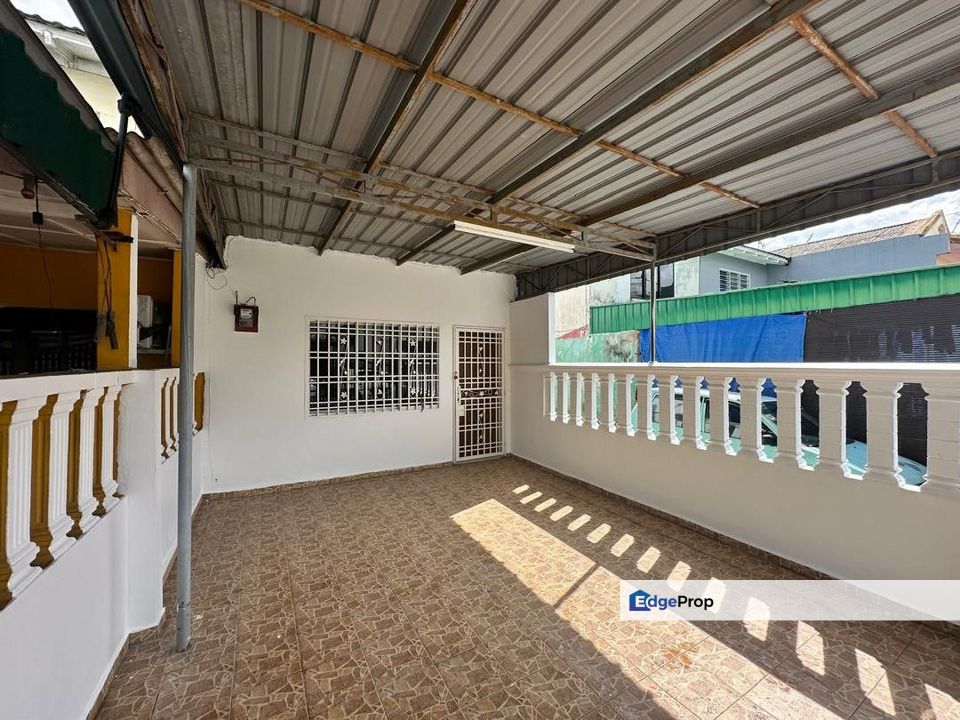 Jalan Bayan Taman Megah Ria Masai , Johor, Masai