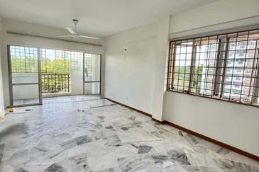 Apartment Bukit Saujana