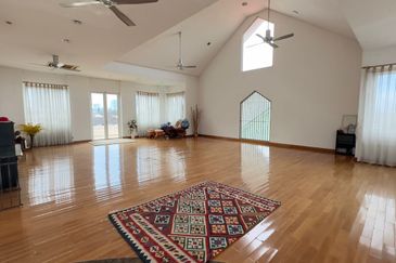 Stulang Laut / Darat