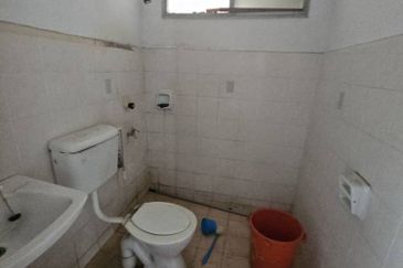 Sri Putra Apartments