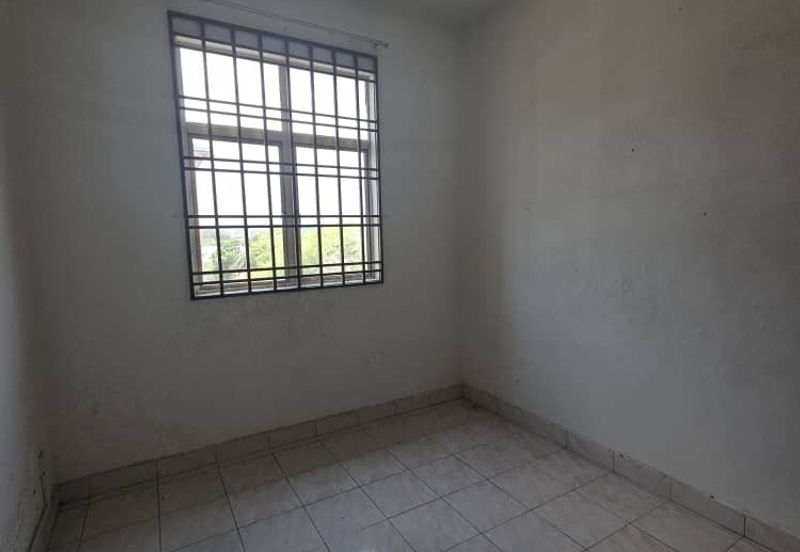 Sri Putra Apartments