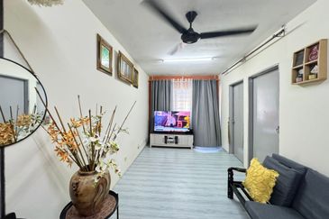 Flat Tasek 64, Bandar Baru Seri Alam