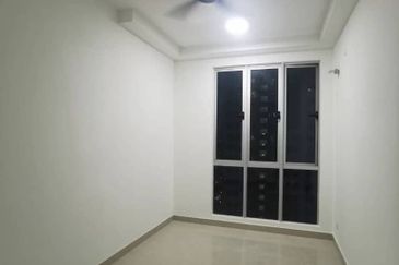 Meridin Bayvue Apartment