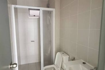 Meridin Bayvue Apartment