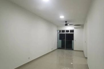 Meridin Bayvue Apartment