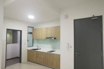 Meridin Bayvue Apartment