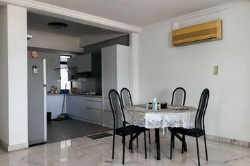 Aloha Tower Condominium