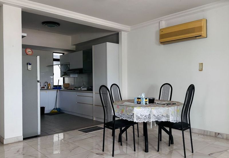 Aloha Tower Condominium