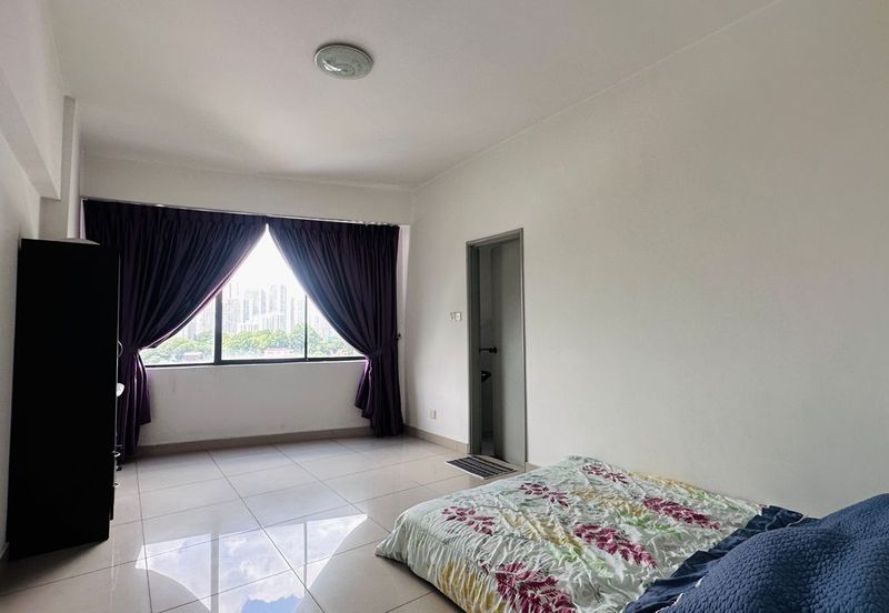 Aloha Tower Condominium