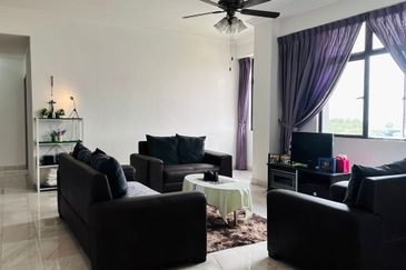 Aloha Tower Condominium