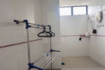 Aloha Tower Condominium