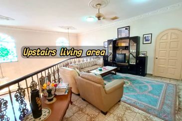 Stulang Laut / Darat