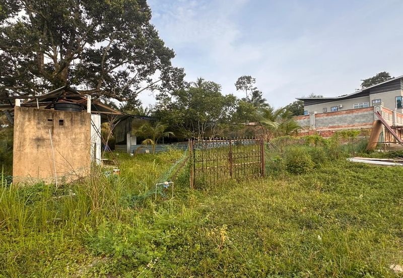  Bungalow Land  / Kota Tinggi /  Sungai Telor ( 80X66) 