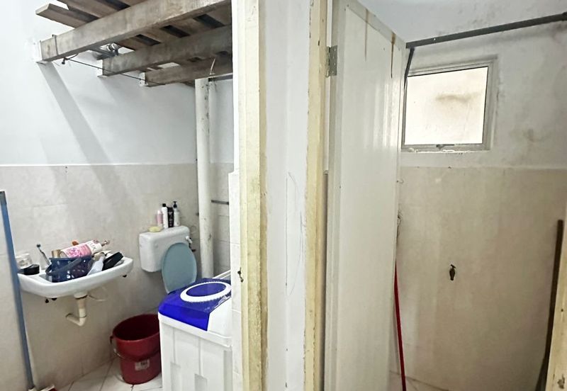 Taman Pulai Utama Flat