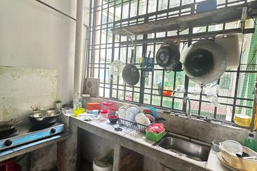 Taman Pulai Utama Flat