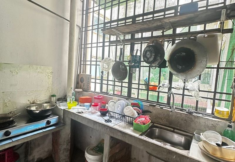 Taman Pulai Utama Flat