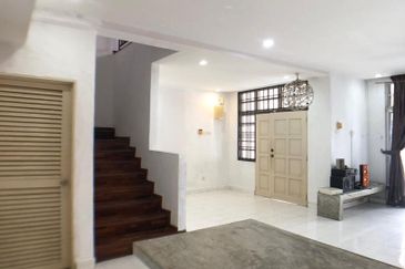 Taman Nusa Perintis 1