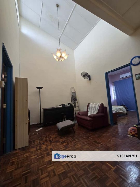  Jalan Belibis Taman Perling / Double Storey / Renovated / 22 X 76, Johor, Johor Bahru