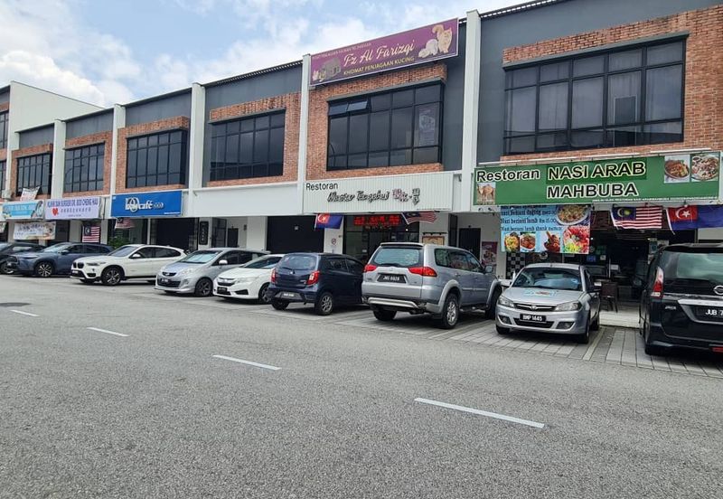 Pusat Komersial Suria (68 Avenue)