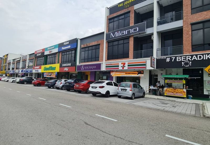 Pusat Komersial Suria (68 Avenue)