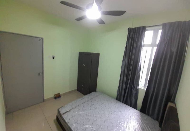 Eastbay Luxury Apartment