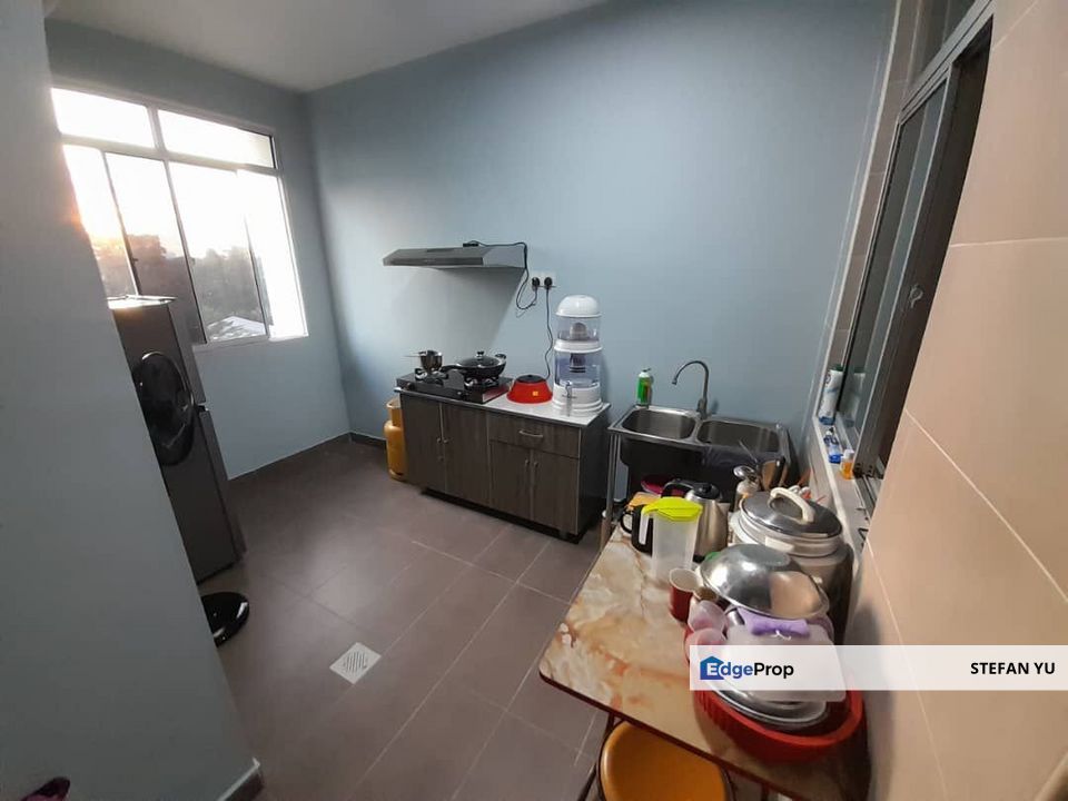 East Bay Luxury Apartment / Corner Lot / Full Loan , Johor, Masai