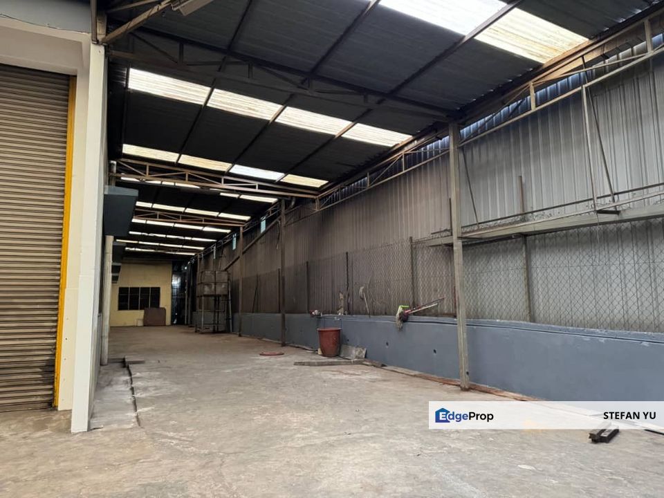 Jalan Istimewa,Taman Perindustrian Cemerlang Ulu Tiram / Light Factory , Johor, Ulu Tiram