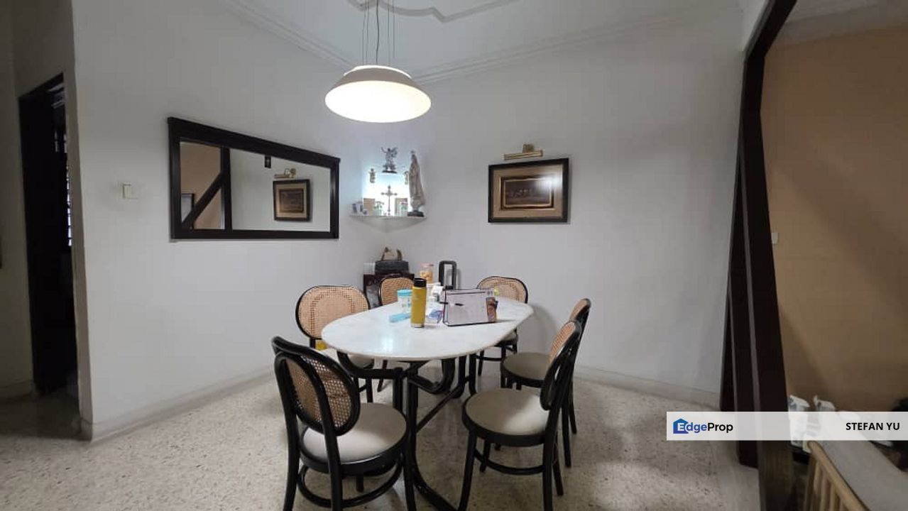 Jalan Belibis Taman Perling Johor / Renovated / 22 X76 , Johor, Johor Bahru