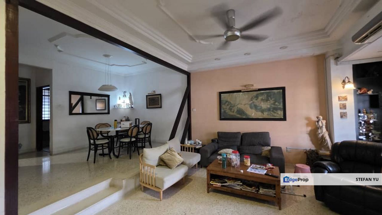 Jalan Belibis Taman Perling Johor / Renovated / 22 X76 , Johor, Johor Bahru