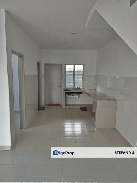Jalan Wau Kikik Bandar Layangkasa,Pasir Gudang, Johor / Full Loan / 20 x 70 , Johor, Pasir Gudang