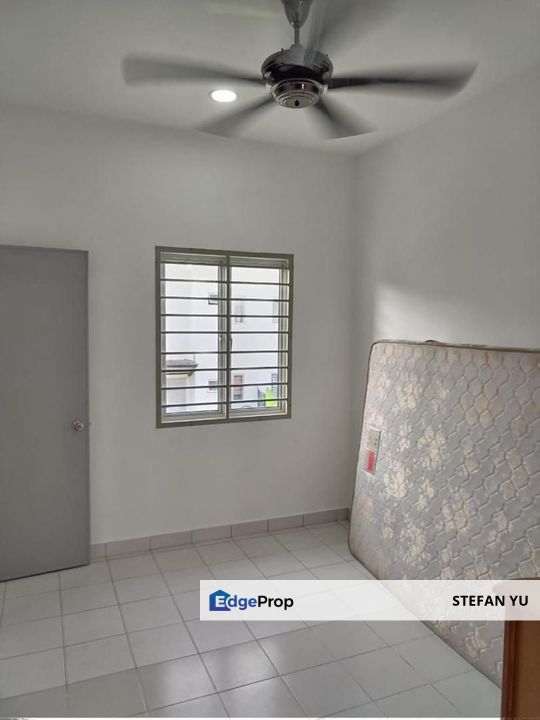 Jalan Wau Kikik Bandar Layangkasa,Pasir Gudang, Johor / Full Loan / 20 x 70 , Johor, Pasir Gudang