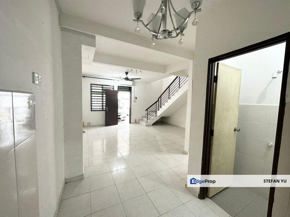 Taman Nusantara Nusaria Gelang Patah Double Storey End Lot With Land , Johor, Gelang Patah