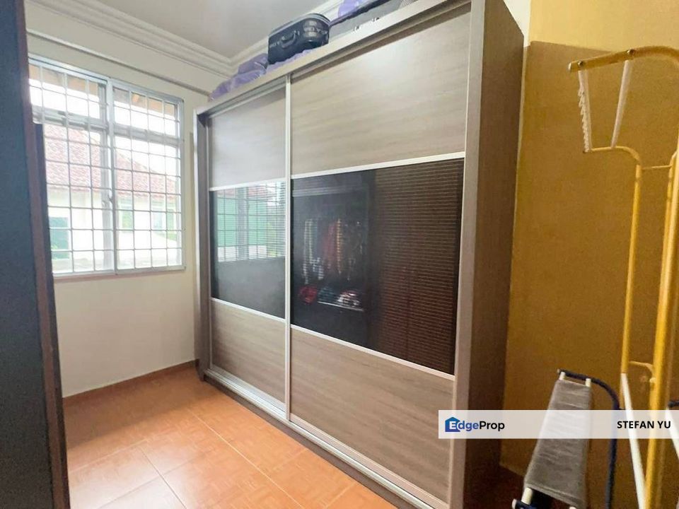 Taman Bukit Kempas Double Storey Semi D House / Freehold, Johor, Johor Bahru