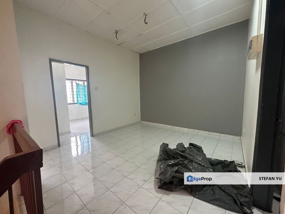  Taman Sri Putri Double Storey House / Full Loan / Unblock View , Johor, Kulai