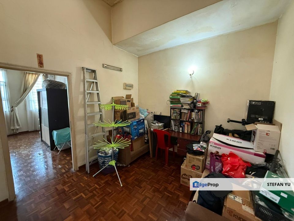 Taman Nusa Indah Iskandar Puteri / Double Storey House , Johor, Nusajaya