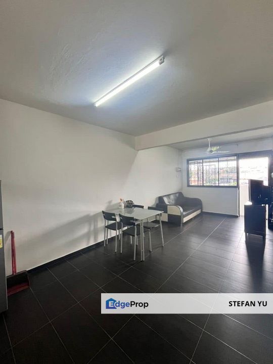 Taman Ungku Tun Aminah / Renovated / Corner Lot / Full Loan , Johor, Johor Bahru