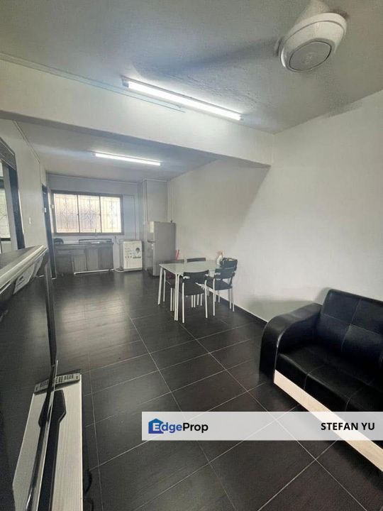 Taman Ungku Tun Aminah / Renovated / Corner Lot / Full Loan , Johor, Johor Bahru