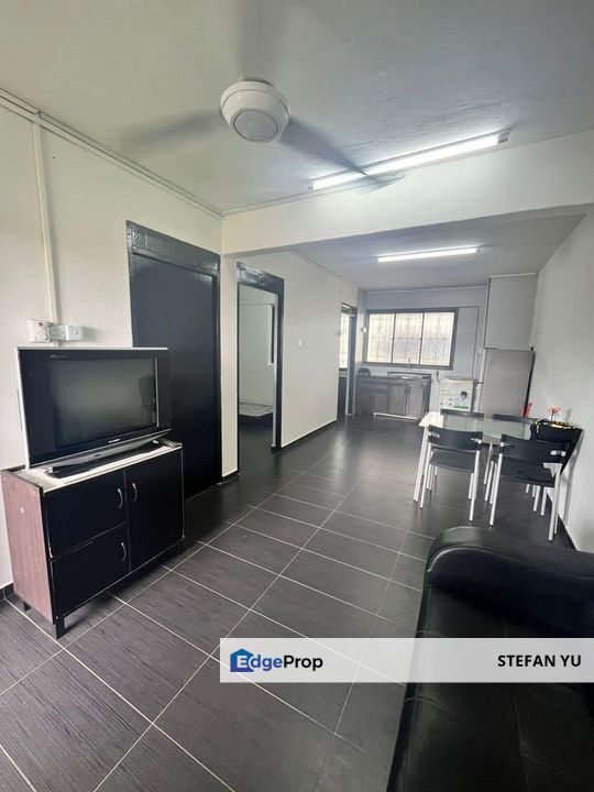 Taman Ungku Tun Aminah / Renovated / Corner Lot / Full Loan , Johor, Johor Bahru